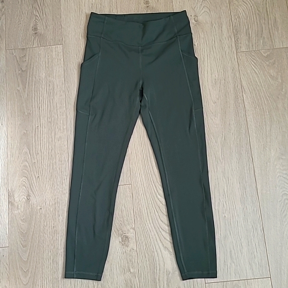 Lululemon Invigorate Smoked Spruce size 8 - Picture 3 of 4